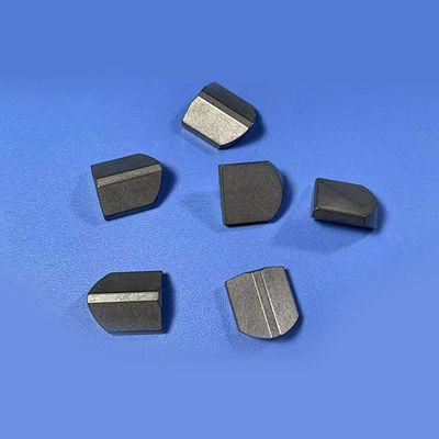 品質  Customized Design High Wear Resistance YG8 Material Tungsten Carbide Button for Artesian Well Drill Bits 工場